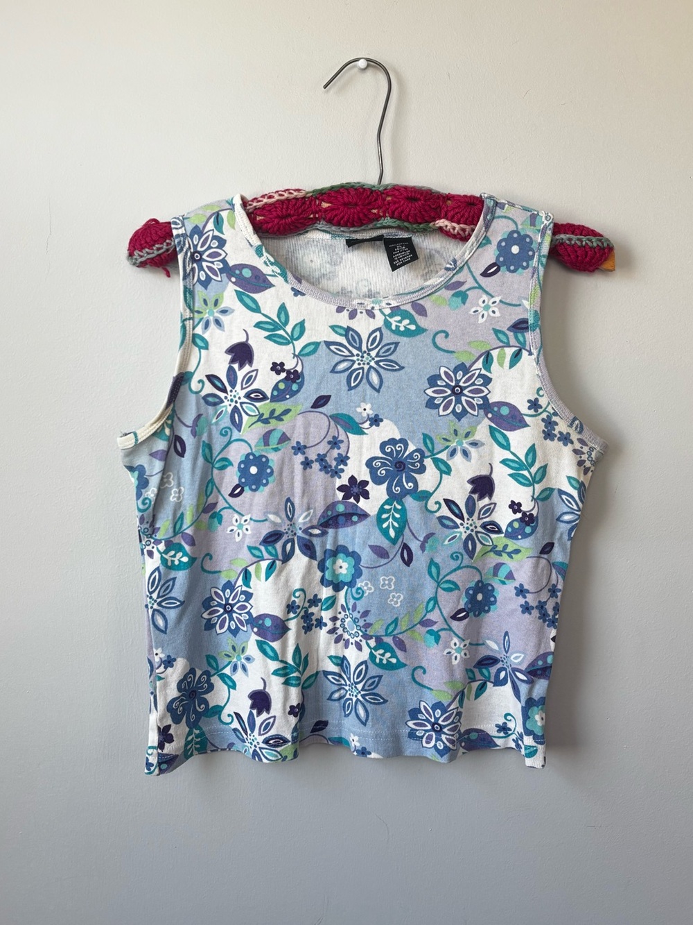 Xhilaration Blue & White Floral Tank Top